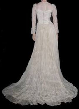 1945 wedding gown